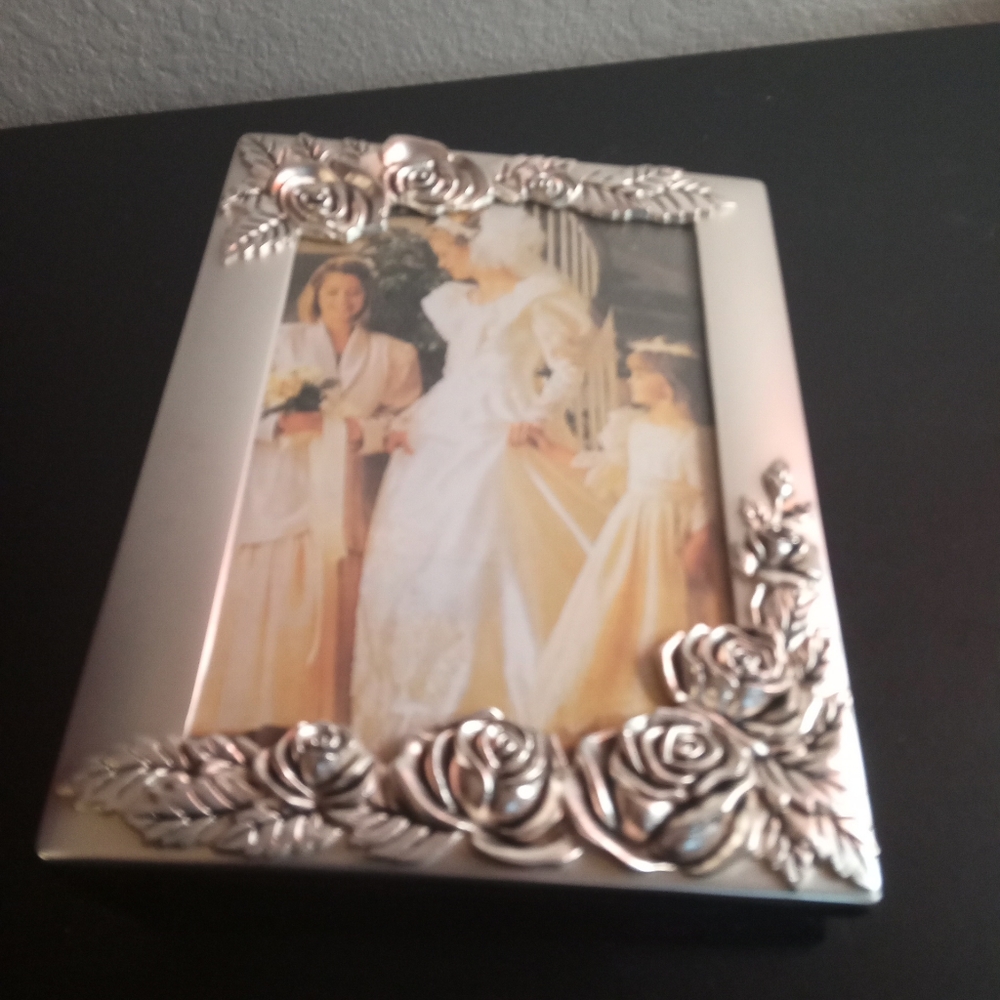 Godinger Silver Art Floral 250 Photo Album
